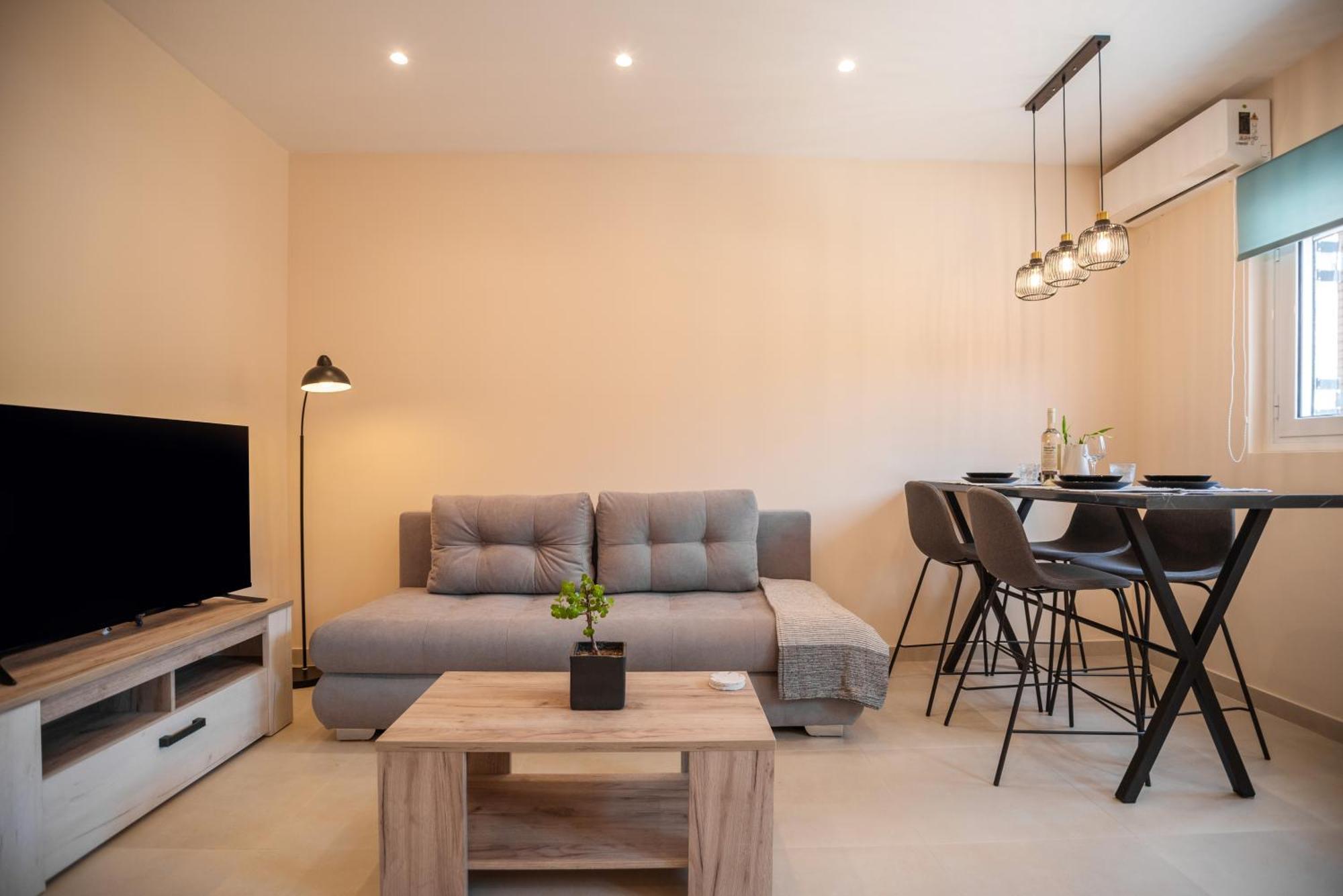 Apartment Kogevinas Hill Luxurious Alepou